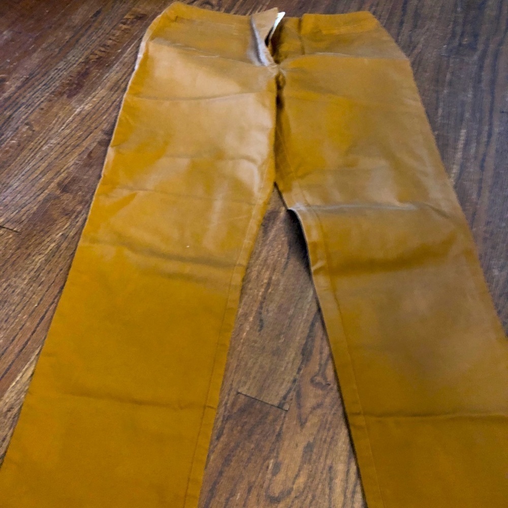 Beautiful Capri length jcrew khakis size 8